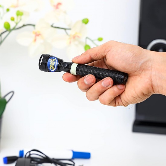 Geepas Gfl51028 Rechargeable LED Flashlight, Black